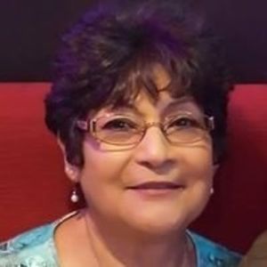 Meet your Posher, Stella